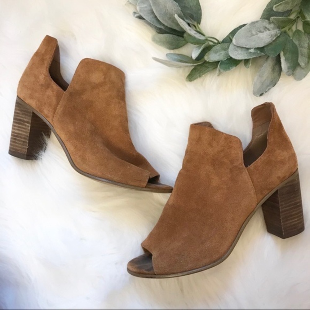 Steve Madden Nello Tan Suede Peep Toe Bootie